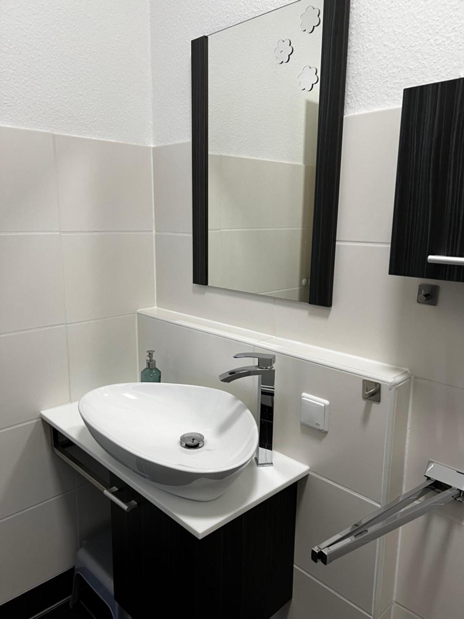 Marlei 6 Apartment Mit 3 Schlafzimmern, Gemuetlichen Wohnbereich, Mit 2 Wcs Markranstädt Εξωτερικό φωτογραφία